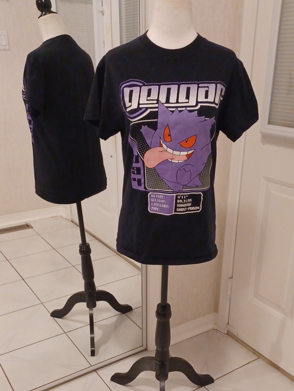 4/$80 Pokemon Gengar Graphic Tee - Size Small